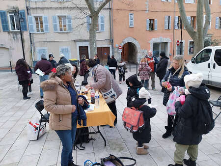 GOUTER DES FAMILLES Jeudi 19/02/26 16h30 Pl.St Pierre Brignoles